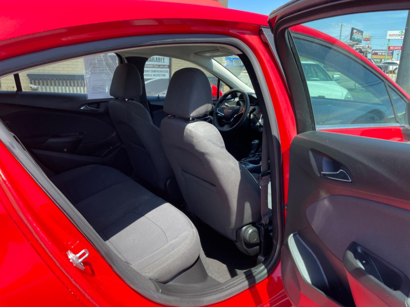 2017 Red Chevrolet Cruze (3G1BE6SM5HS) with an 4-Cyl, Turbo, 1.4 Liter engine, Automatic, 6-Spd transmission, located at 8008 Warden Rd, Sherwood, AR, 72120, (501) 801-6100, 34.830078, -92.186684 - Photo#9